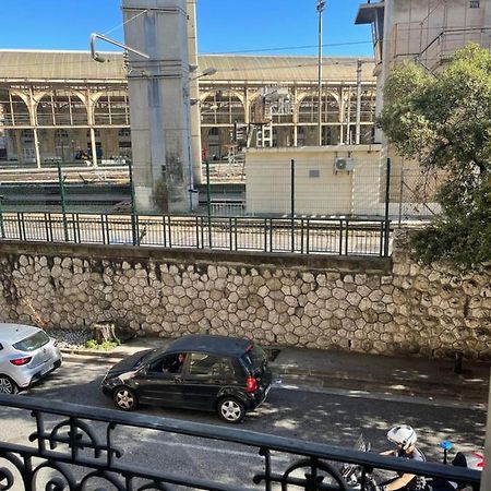 Petits Studios Tout Equipees Gare Nice Exterior foto